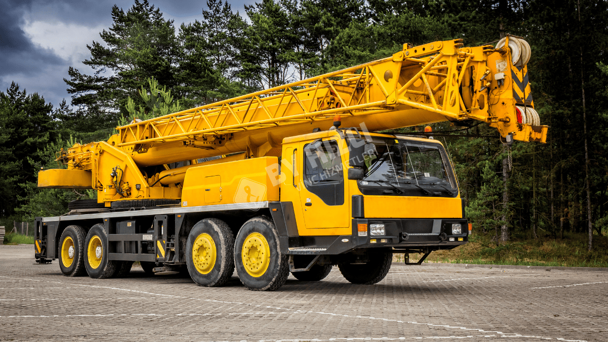 Çeşme Mobil Teleskopik Vinç